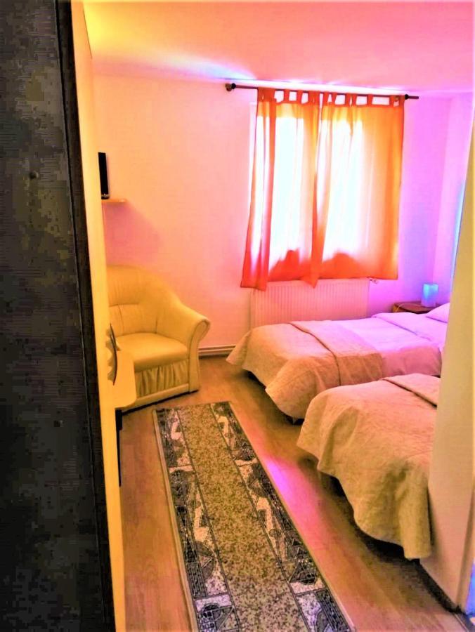 Hotel Dolce Far Niente Брашов Екстериор снимка