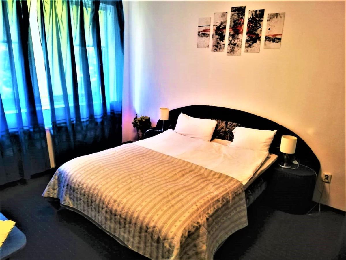 Hotel Dolce Far Niente Брашов Екстериор снимка