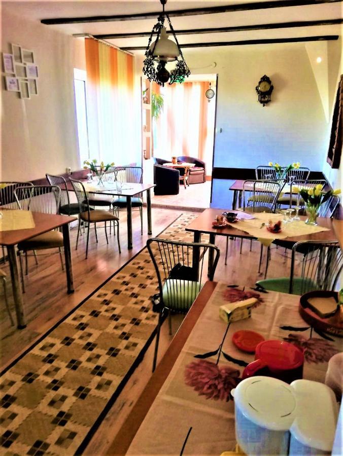 Hotel Dolce Far Niente Брашов Екстериор снимка