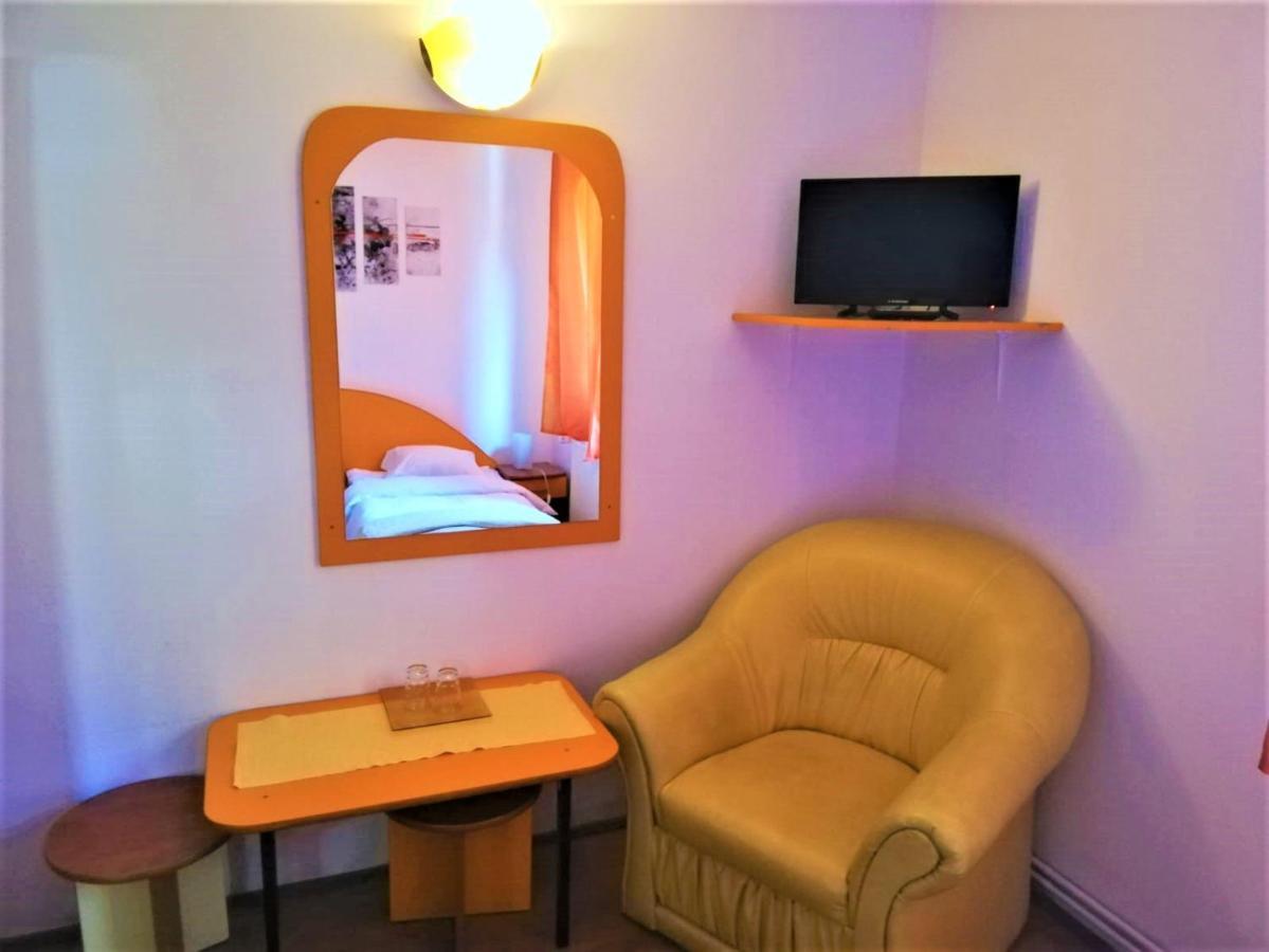 Hotel Dolce Far Niente Брашов Екстериор снимка