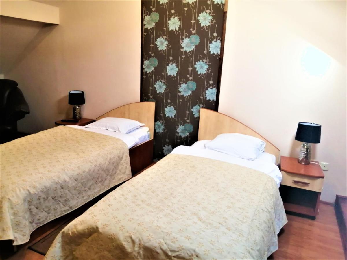 Hotel Dolce Far Niente Брашов Екстериор снимка