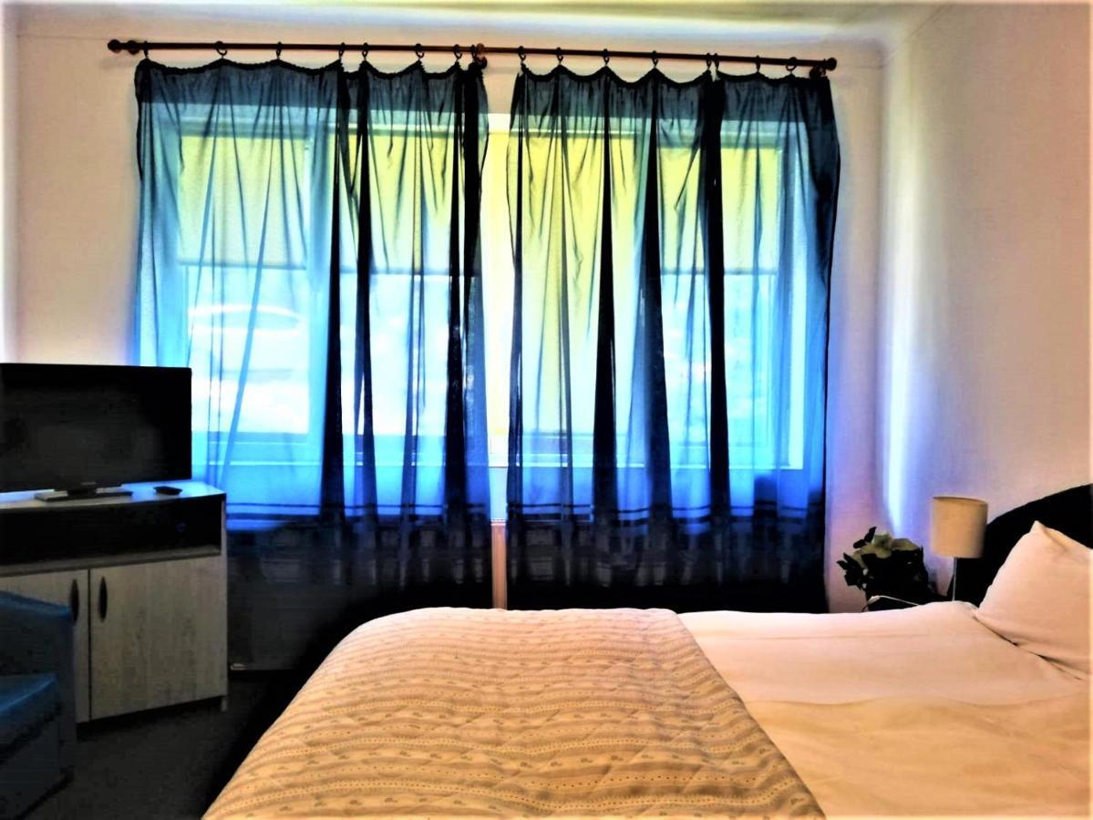 Hotel Dolce Far Niente Брашов Екстериор снимка